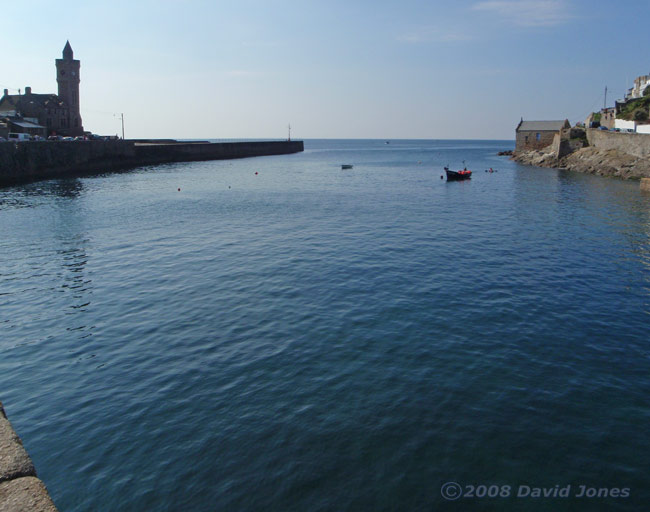 Looking out towards the breakwater at Porthleven