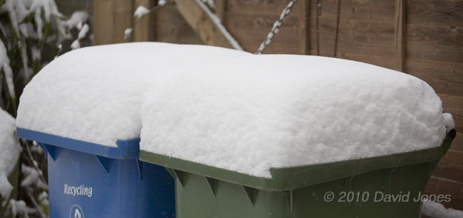 15cm depth of snow on our bins, 2 December 2010