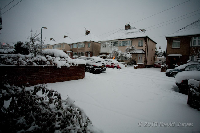 Snow at 8am, 6 January - 1