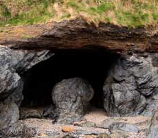 Cave with boulder (north of Porthallow) at low tide (closer view), 18 May